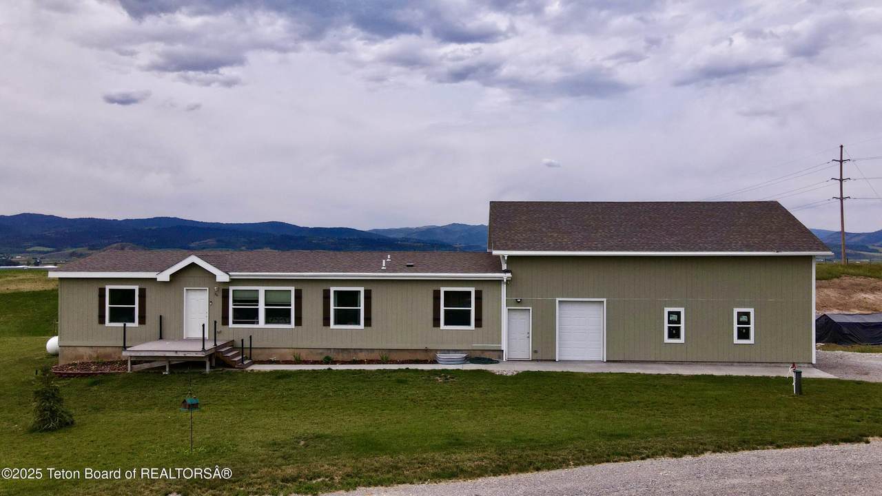 https://bt-photos.global.ssl.fastly.net/teton/1280_boomver_2_26-570-2.jpg