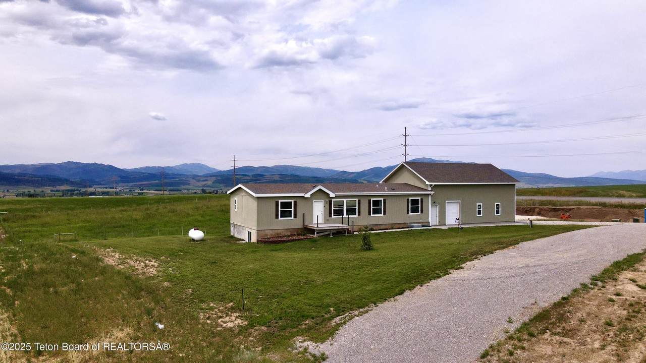 https://bt-photos.global.ssl.fastly.net/teton/1280_boomver_2_26-570-2.jpg