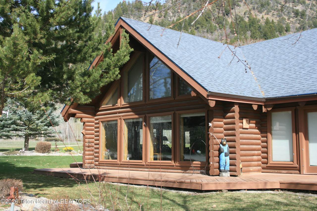 https://bt-photos.global.ssl.fastly.net/teton/1280_boomver_2_26-606-2.jpg