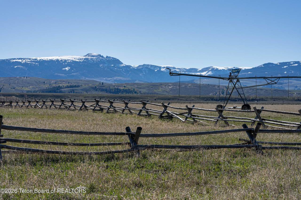 https://bt-photos.global.ssl.fastly.net/teton/1280_boomver_2_26-864-2.jpg