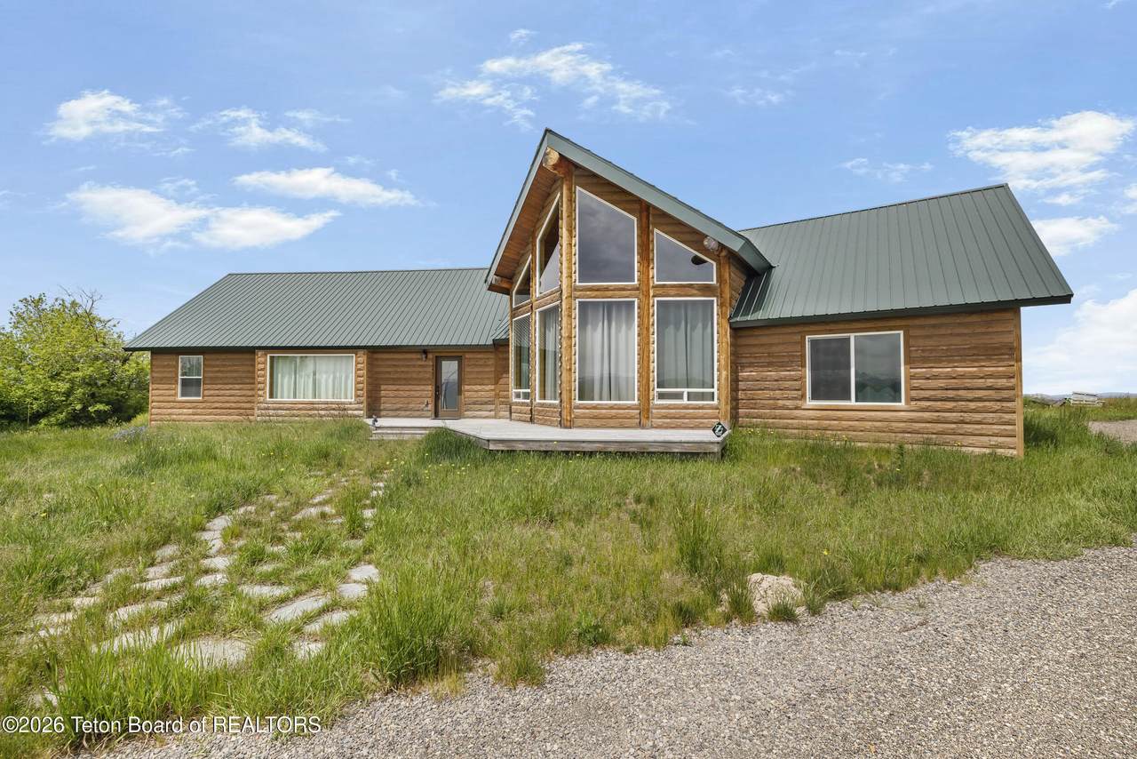 4462 Highway 32 - Photo 1