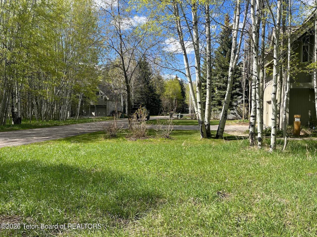 2940 Aspen Wood Lane - Photo 1