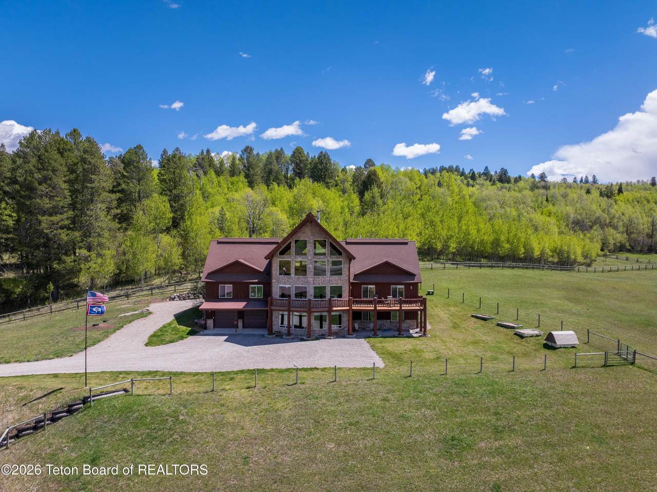 https://bt-photos.global.ssl.fastly.net/teton/1280_boomver_2_26-902-2.jpg