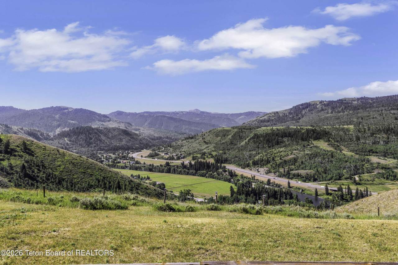 https://bt-photos.global.ssl.fastly.net/teton/1280_boomver_2_26-922-2.jpg