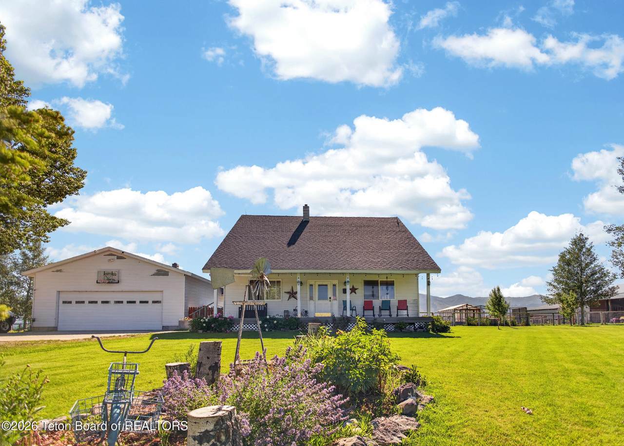 2384 Fairview Spring Creek Road - Photo 1