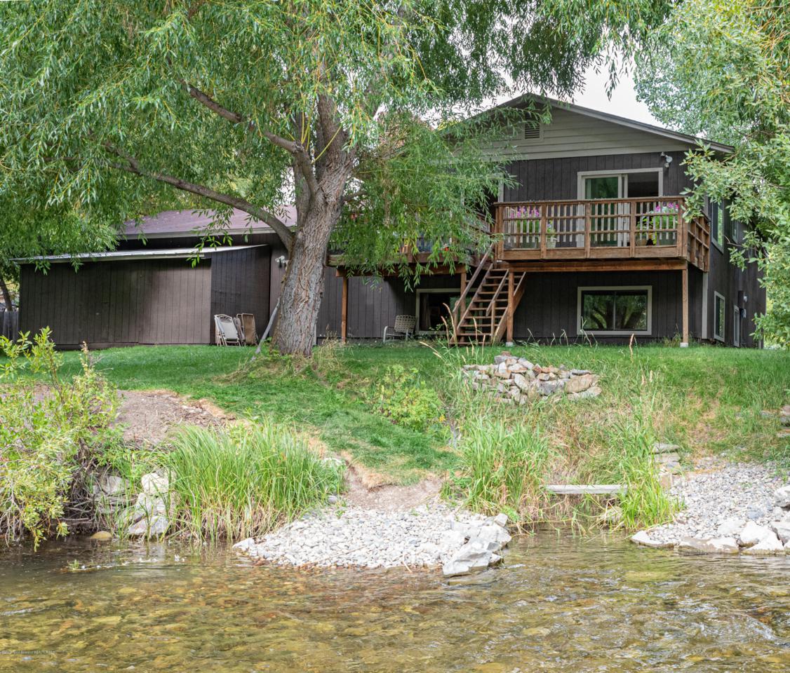 465 Stacy - Photo 1