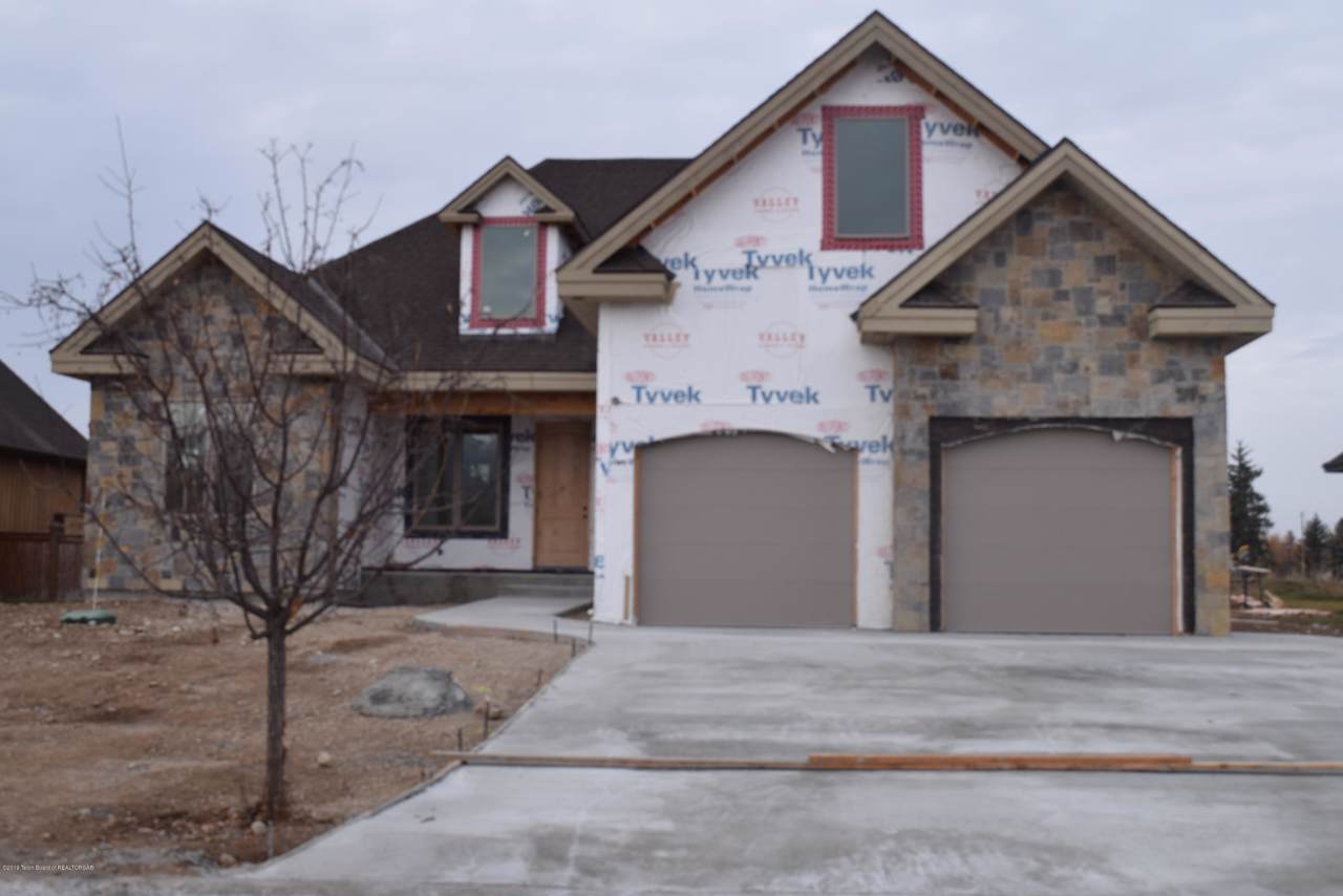70 Baywood Dr - Photo 1