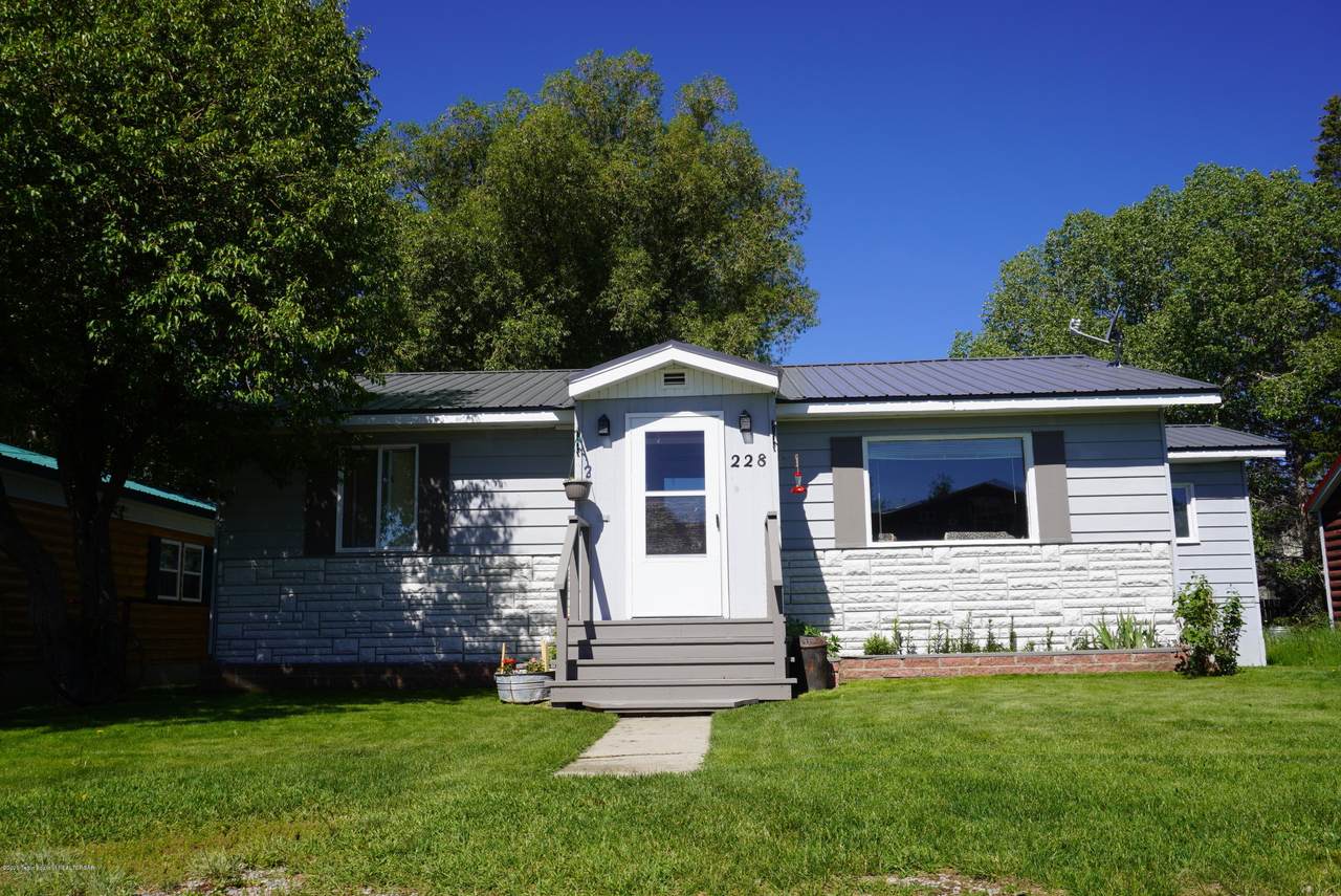 228 Sublette - Photo 1