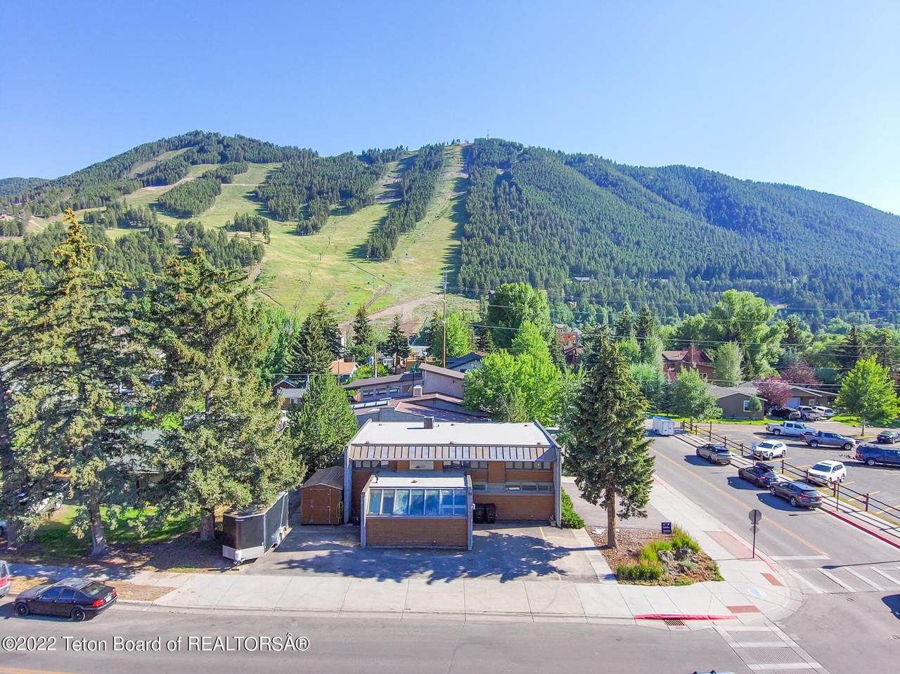 410 Cache St - Photo 1
