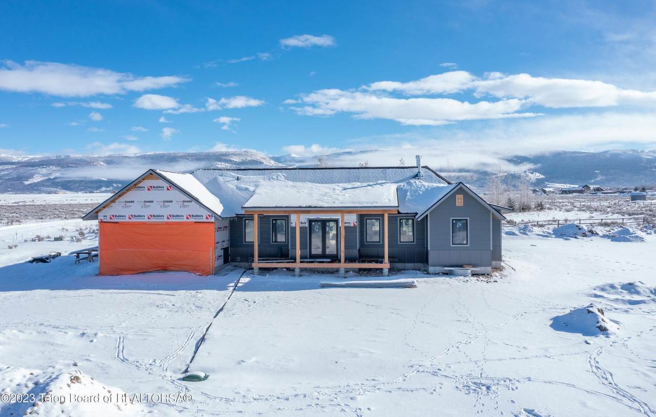 2536 Rendezvous Drive - Photo 1