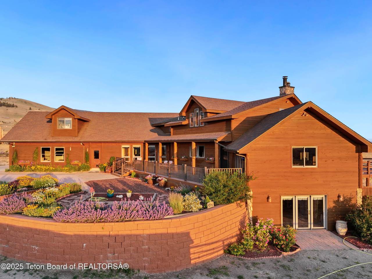 https://bt-photos.global.ssl.fastly.net/teton/1280_boomver_3_24-1957-2.jpg
