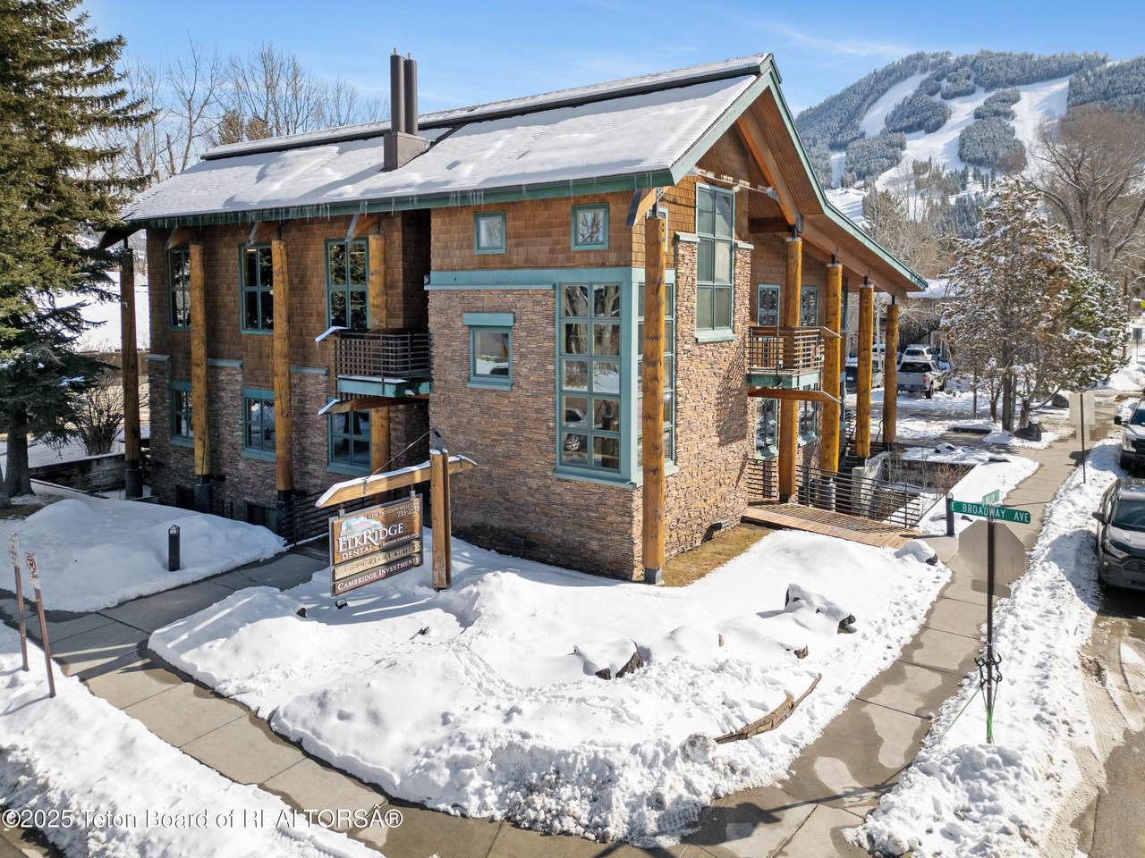 200 Broadway Avenue - Photo 1