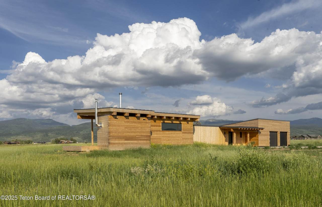 1313 Buckskin Loop Trail - Photo 1