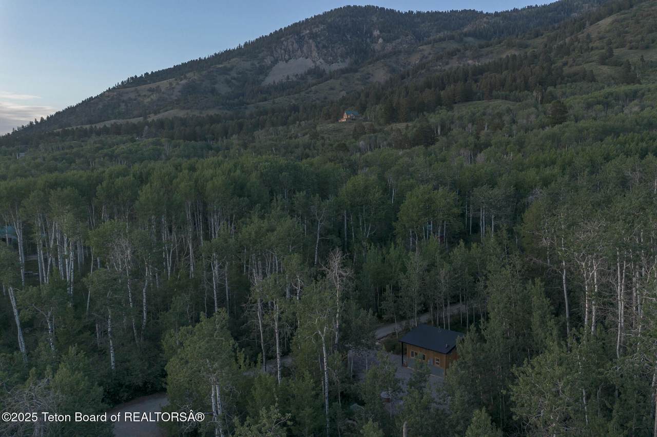 https://bt-photos.global.ssl.fastly.net/teton/1280_boomver_3_25-1864-2.jpg
