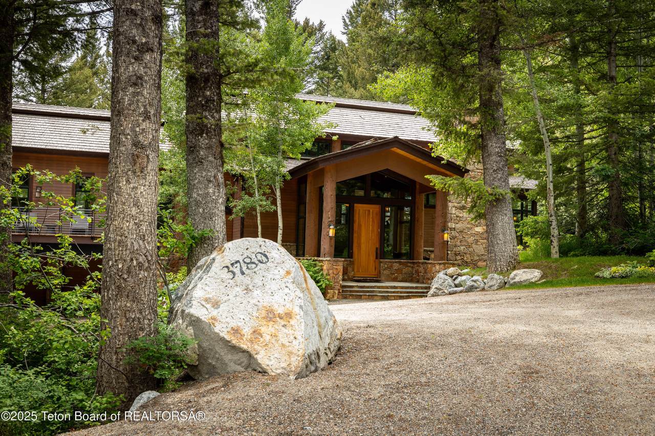 https://bt-photos.global.ssl.fastly.net/teton/1280_boomver_3_25-2281-2.jpg