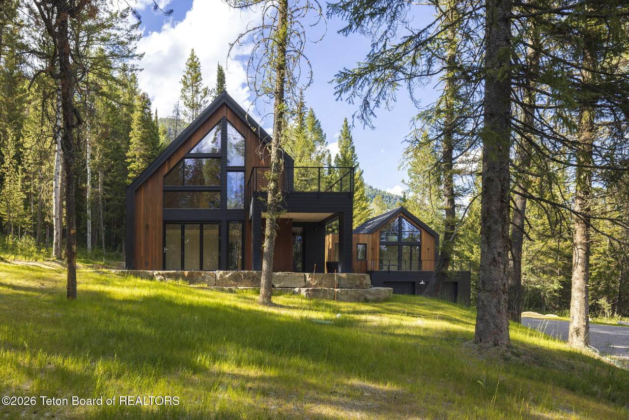 6635 Highway 22 - Photo 1