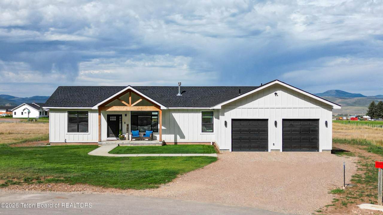 313 Nightshade Court - Photo 1