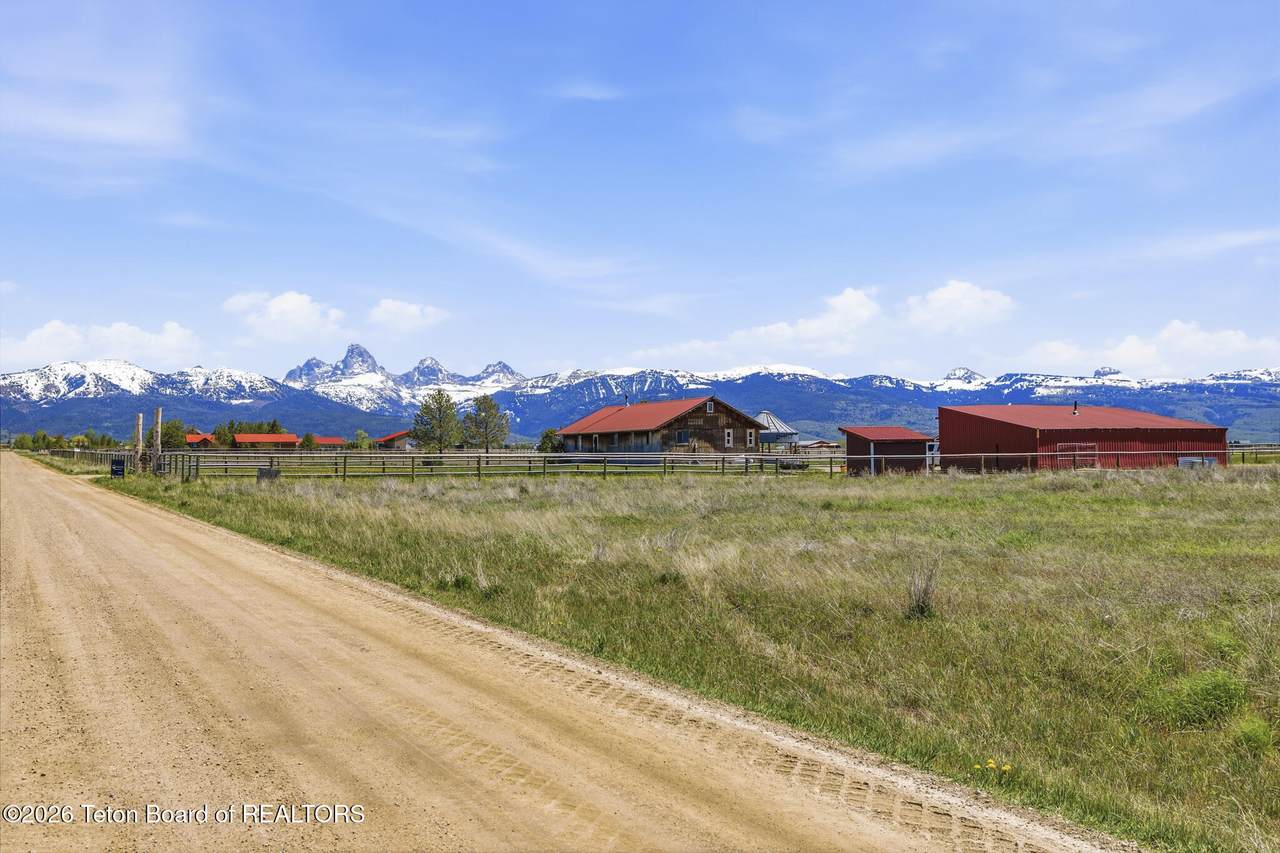 https://bt-photos.global.ssl.fastly.net/teton/1280_boomver_3_26-1109-2.jpg