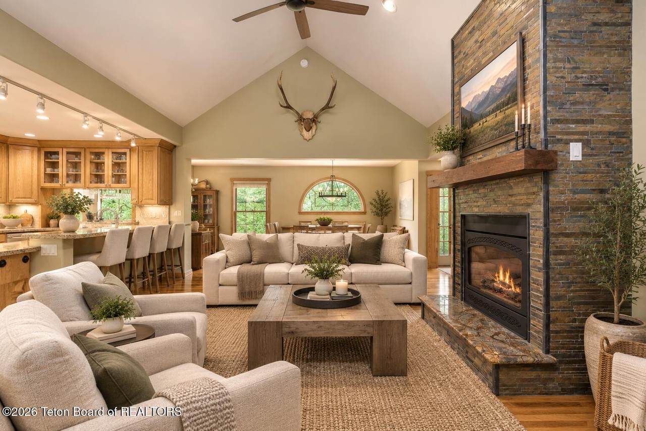 134 Pine Drive - Photo 1