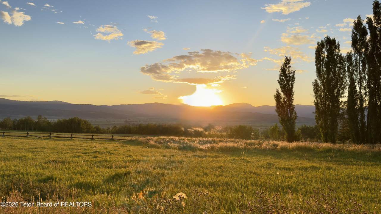 https://bt-photos.global.ssl.fastly.net/teton/1280_boomver_3_26-1809-2.jpg