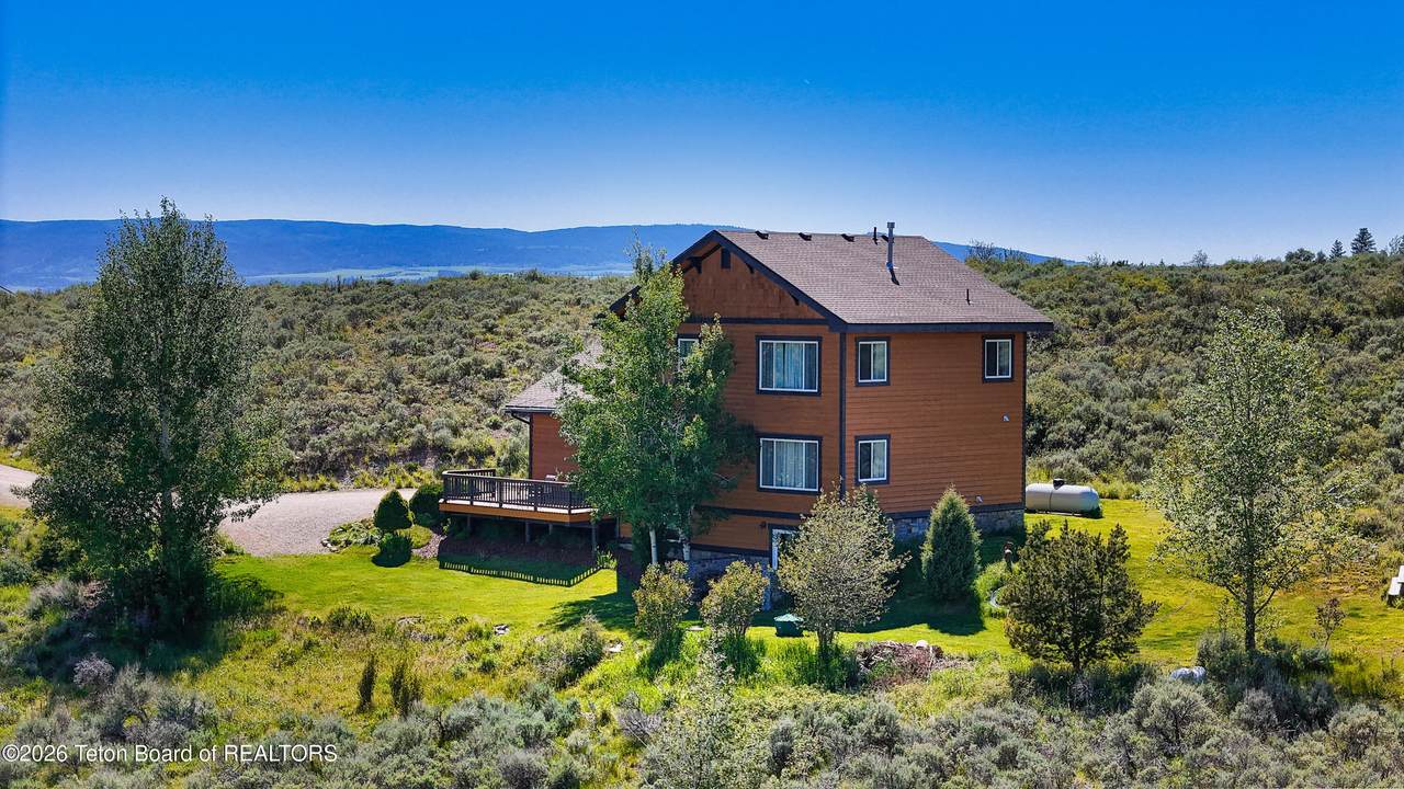 9561 Mountain View Drive - Photo 1
