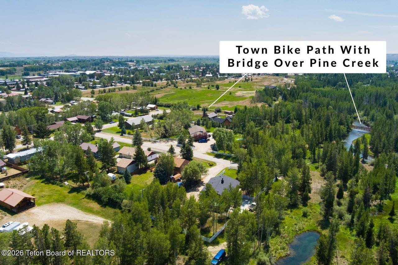 https://bt-photos.global.ssl.fastly.net/teton/1280_boomver_2_26-2026-2.jpg