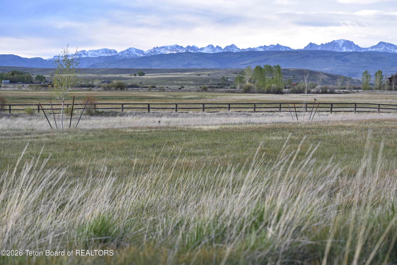 https://bt-photos.global.ssl.fastly.net/teton/1280_boomver_3_26-803-2.jpg