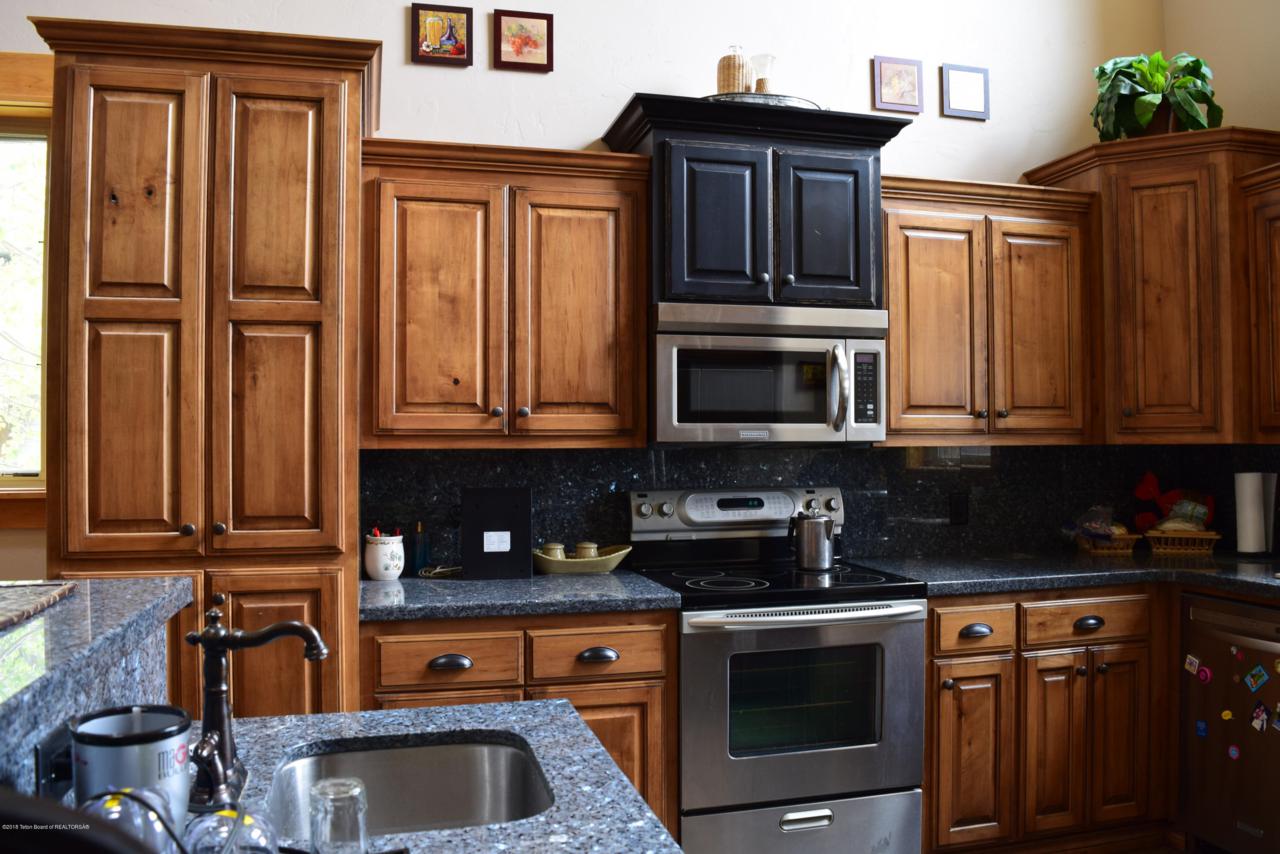205 Abby Lp - Photo 1