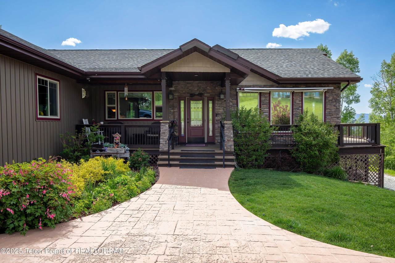 https://bt-photos.global.ssl.fastly.net/teton/1280_boomver_5_25-1110-2.jpg