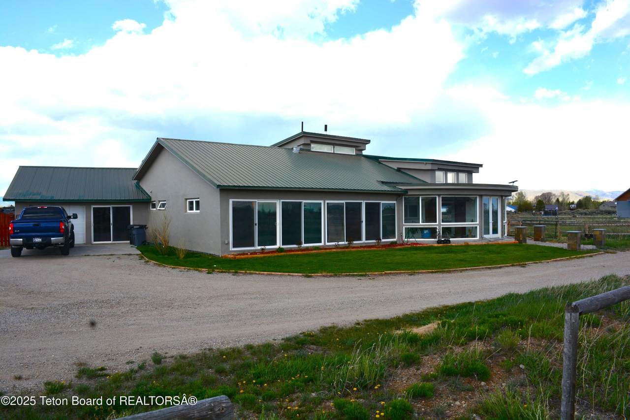 https://bt-photos.global.ssl.fastly.net/teton/1280_boomver_4_25-539-2.jpg