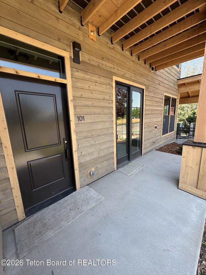 https://bt-photos.global.ssl.fastly.net/teton/1280_boomver_1_26-1195-2.jpg