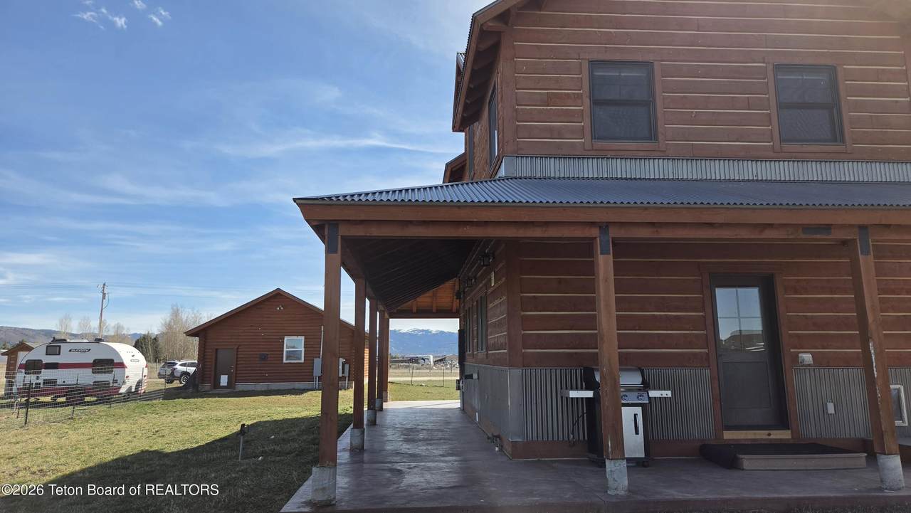 https://bt-photos.global.ssl.fastly.net/teton/1280_boomver_4_26-379-2.jpg