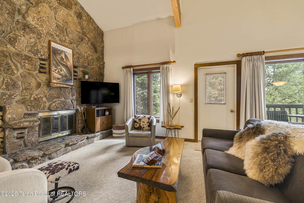 https://bt-photos.global.ssl.fastly.net/teton/1280_boomver_4_26-442-2.jpg