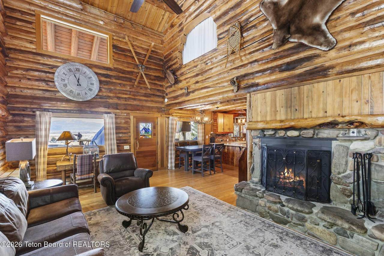 https://bt-photos.global.ssl.fastly.net/teton/1280_boomver_4_26-481-2.jpg