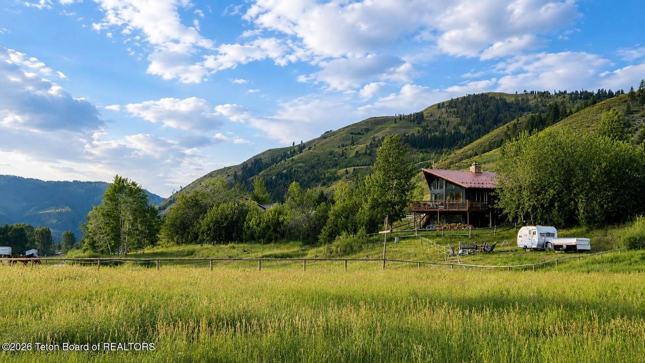 https://bt-photos.global.ssl.fastly.net/teton/1280_boomver_4_26-722-2.jpg
