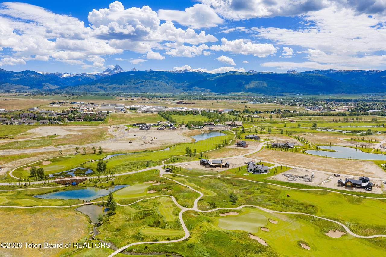 https://bt-photos.global.ssl.fastly.net/teton/1280_boomver_4_26-818-2.jpg