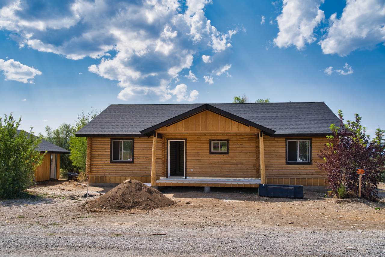 191 Barberry Way - Photo 1