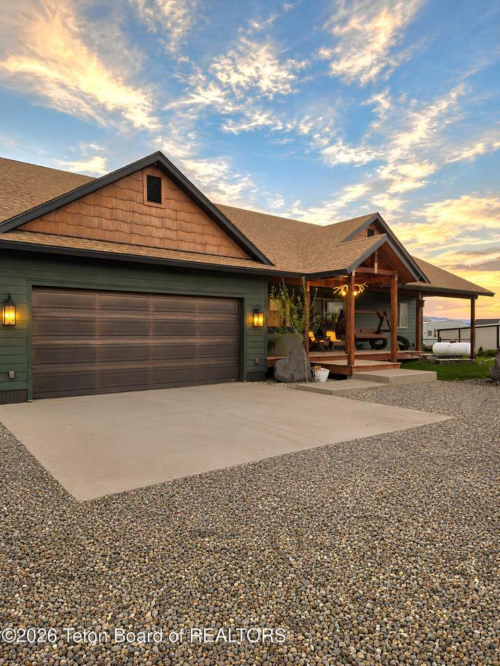 https://bt-photos.global.ssl.fastly.net/teton/1280_boomver_5_26-1186-2.jpg