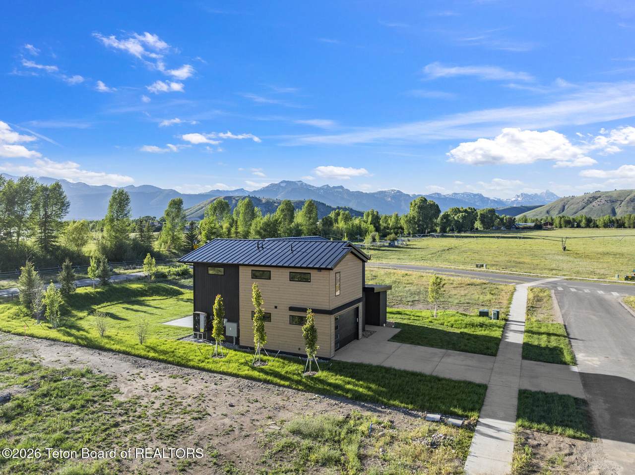 https://bt-photos.global.ssl.fastly.net/teton/1280_boomver_5_26-1405-2.jpg