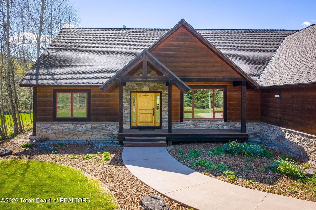 https://bt-photos.global.ssl.fastly.net/teton/1280_boomver_5_26-716-2.jpg
