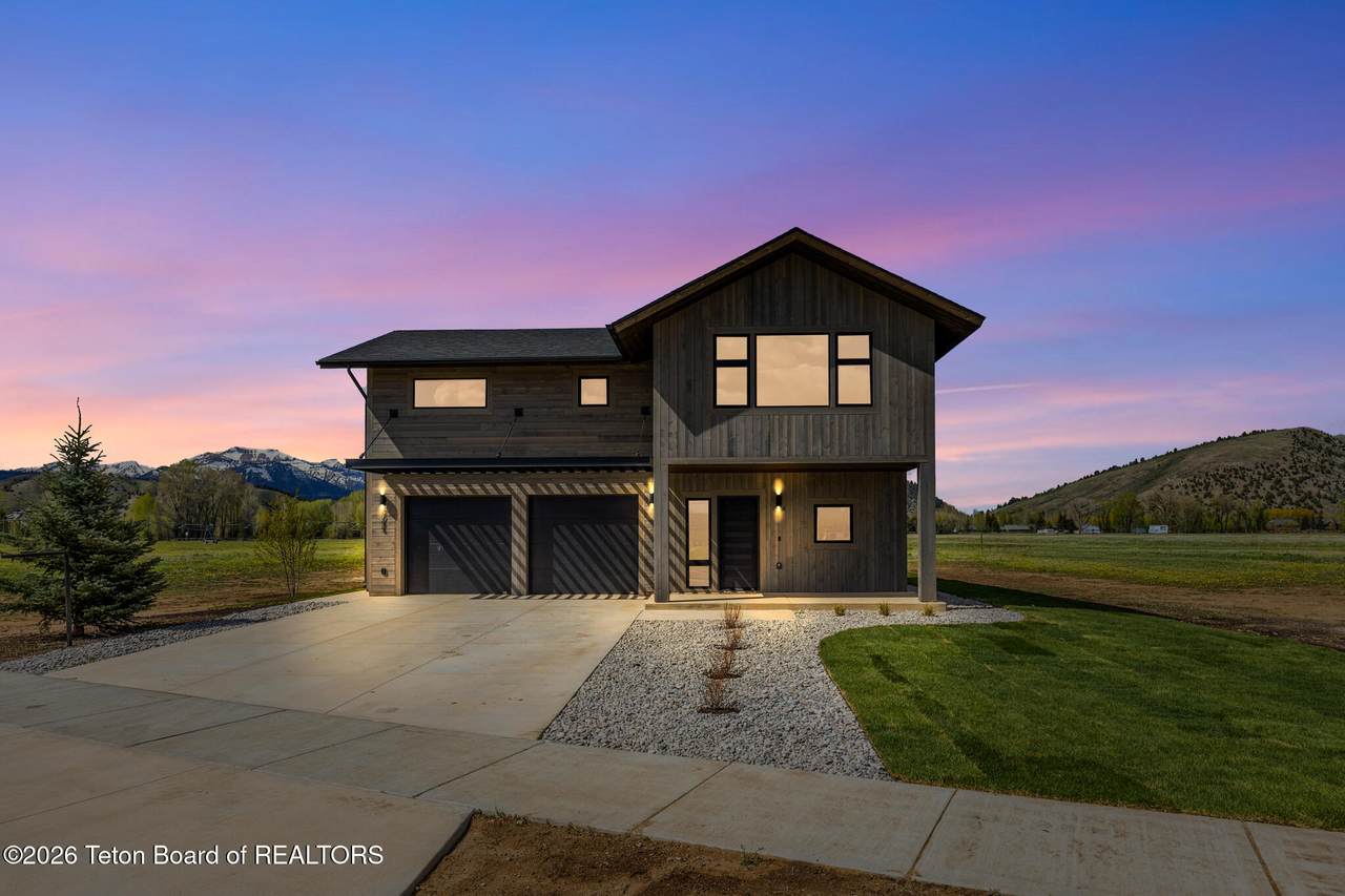 2055 Log Cabin Clb Road - Photo 1