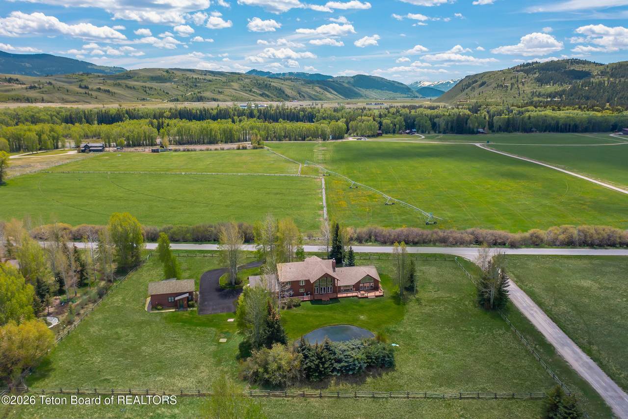 https://bt-photos.global.ssl.fastly.net/teton/1280_boomver_6_26-344-2.jpg