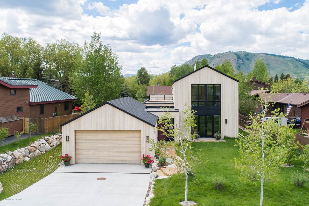25 Rancher Street - Photo 1