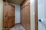 10206 2000 W - Photo 26