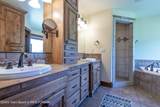 10206 2000 W - Photo 35