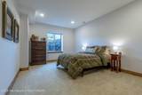 10206 2000 W - Photo 44