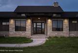 7050 Fox Meadows Drive - Photo 3