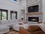 7050 Fox Meadows Drive - Photo 7