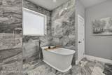 152 Porto Road - Photo 35