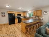 1701 Honeysuckle Loop - Photo 2